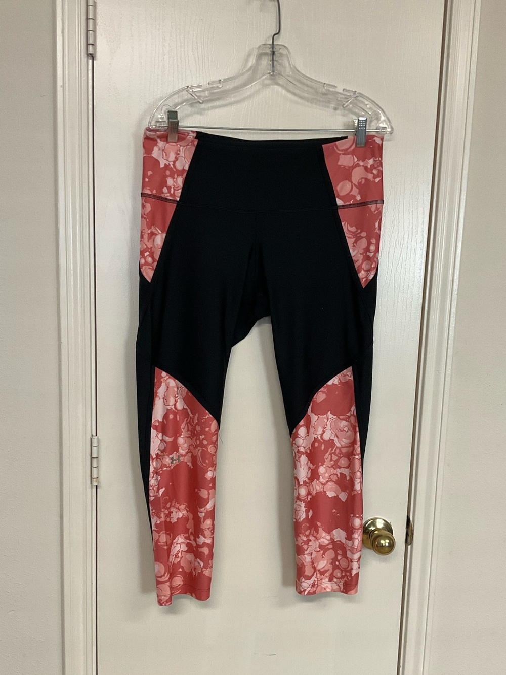 🌺$5.00 must bundle 🌺Under Armour HeatGear Compression Leggings